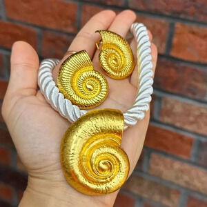 Gold Seashell Necklace And Earrings Set